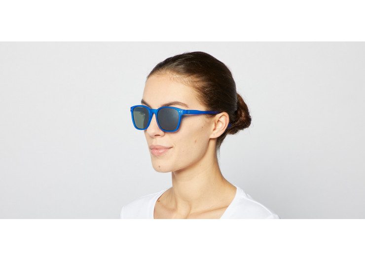 sun-nautic-king-blue-sunglasses-polarized-lenses-1.jpg